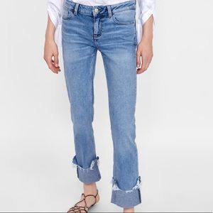 Zara NWOT Rolled Up Pearl Jeans
